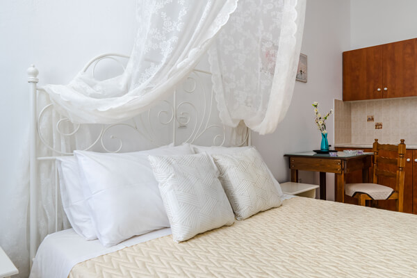 honeymoon suite