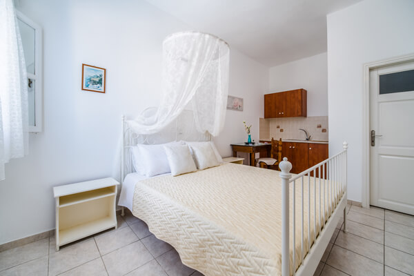 honeymoon suite